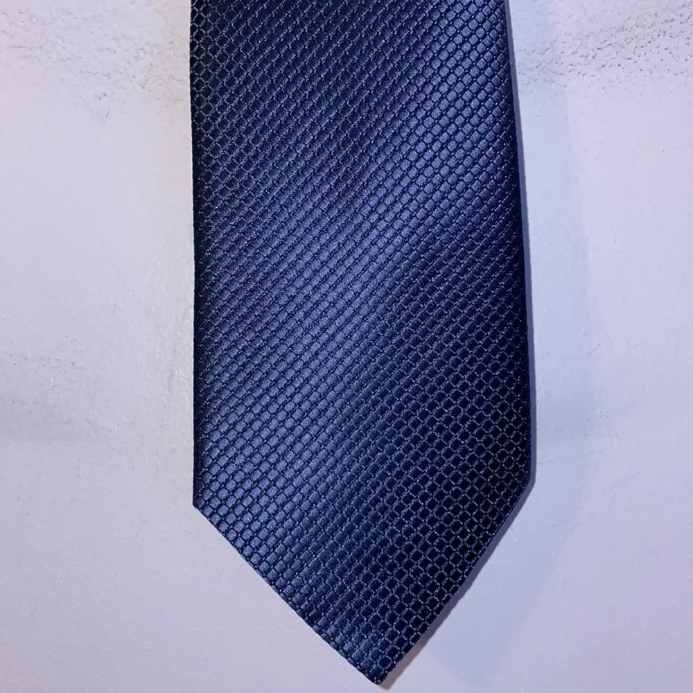 Stafford Tailored Culture STF Boat Table Navy Textured Polyester Necktie Tie